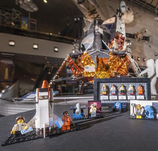 Women at NASA lego set in front of Apollo lunar module