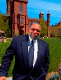 Lonnie Bunch, Director